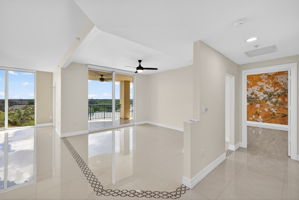 Dining Room 1 of 3
