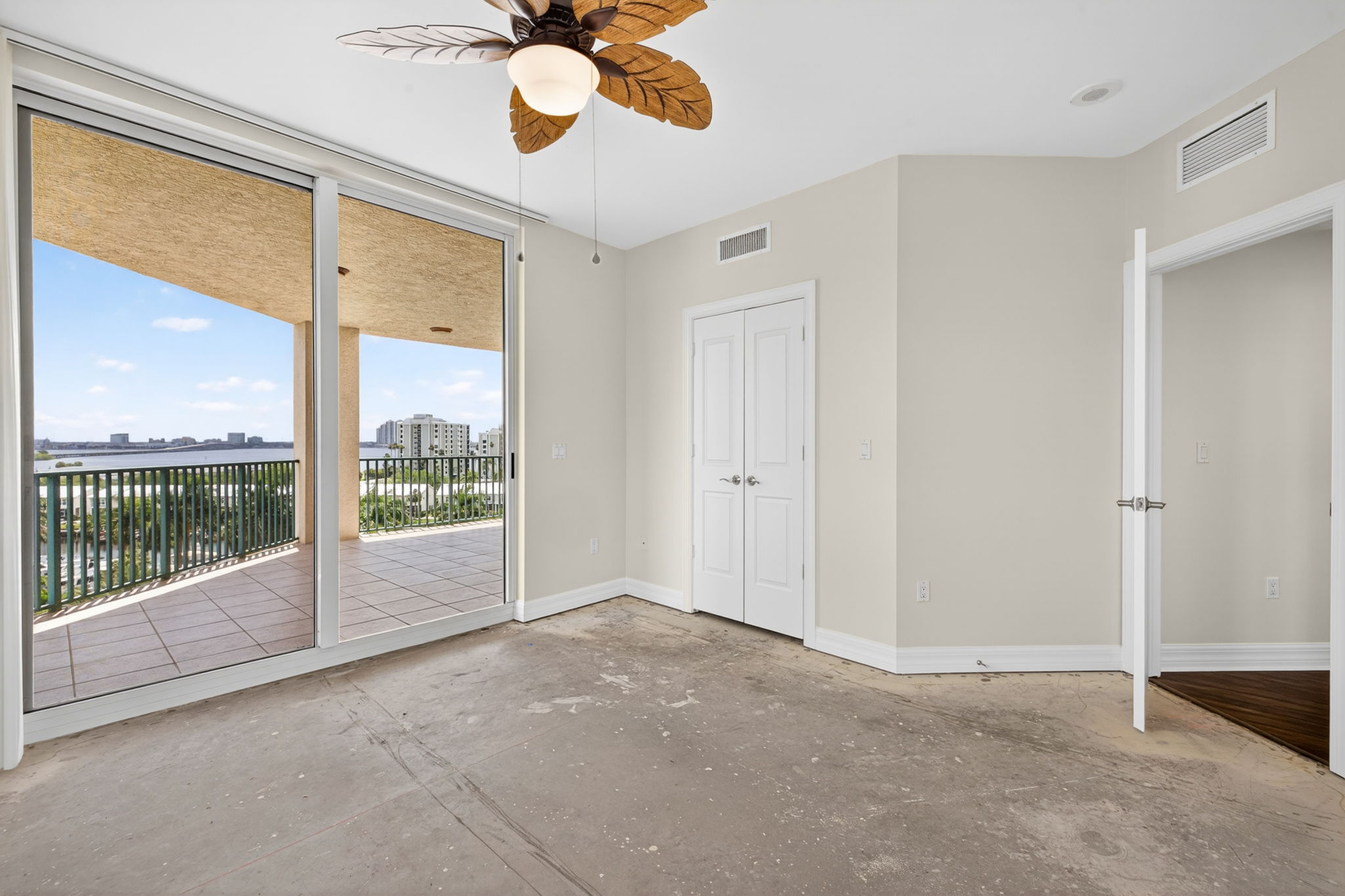 Guest Bedroom 1 - 2 of 2