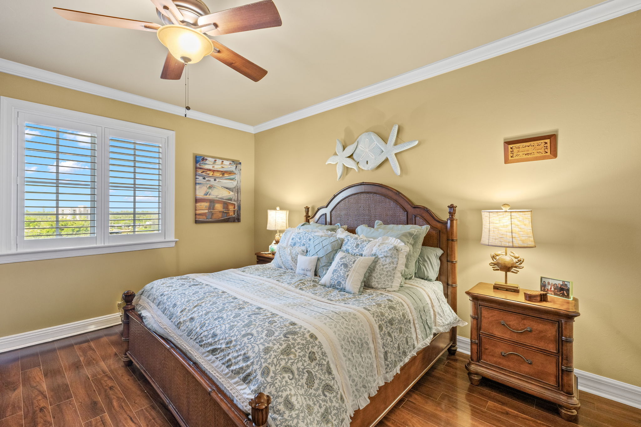 Primary Bedroom 1 of 2 -r