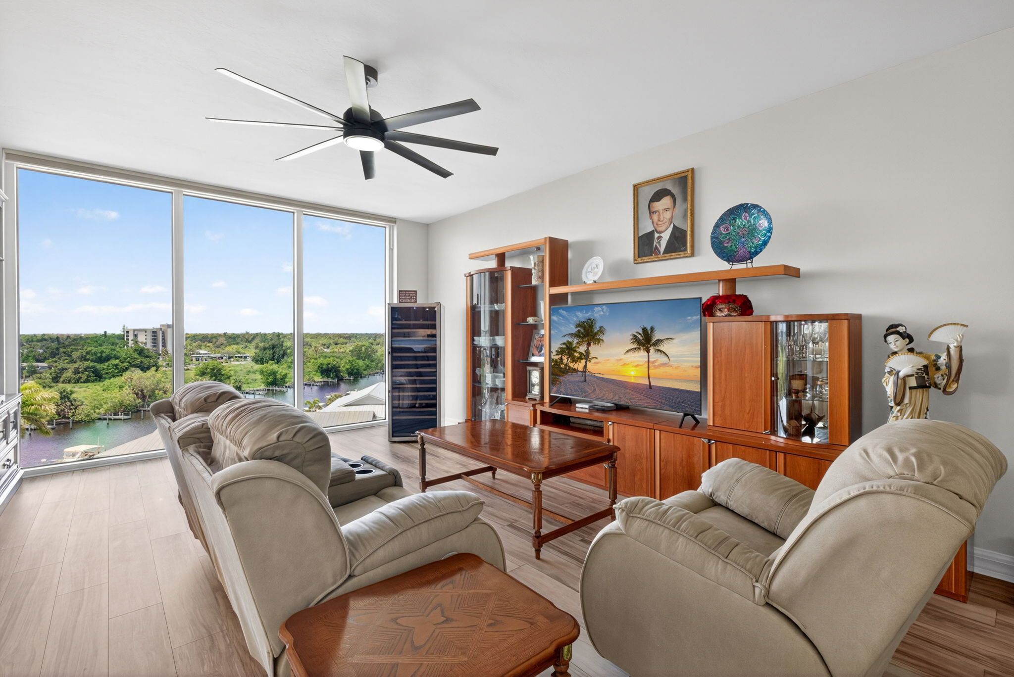 Living Room 1 of 6