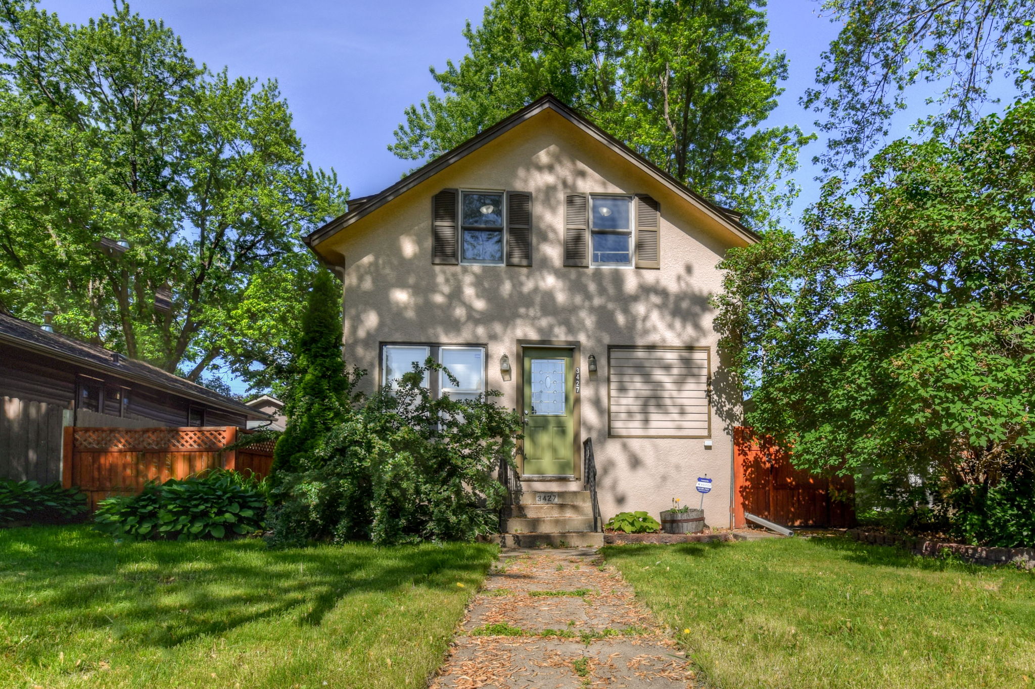  3427 France Ave N, Robbinsddale, MN 55422, US