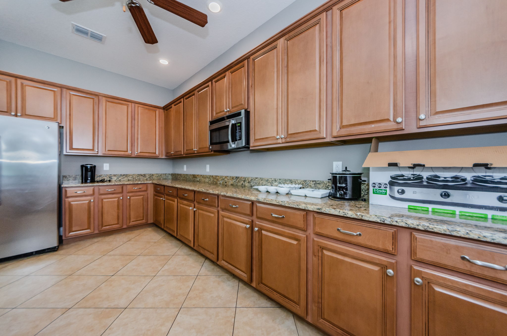 16-Clubhouse Kitchen