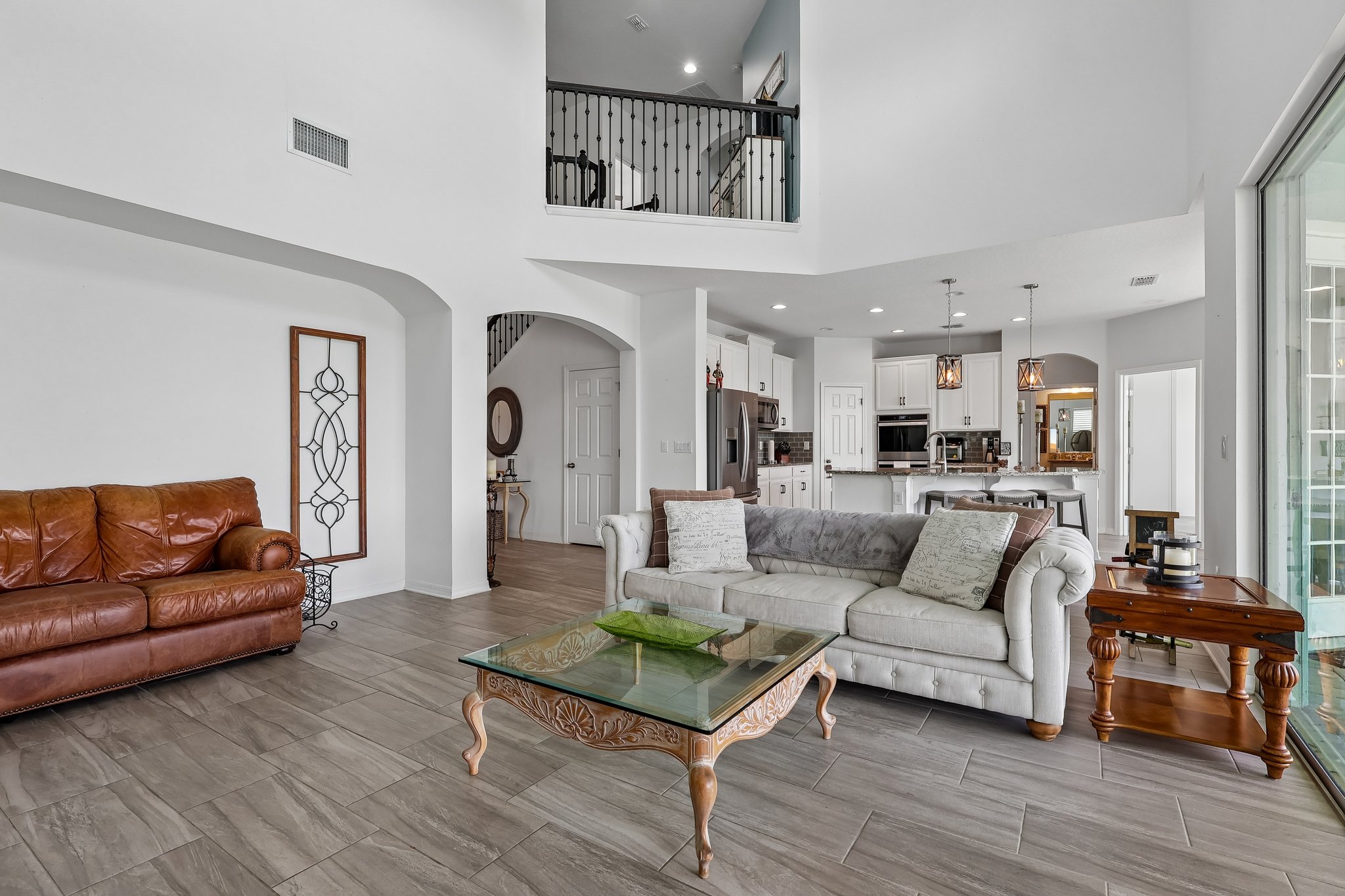 Blue Cypress Dr-S0206-009.jpg