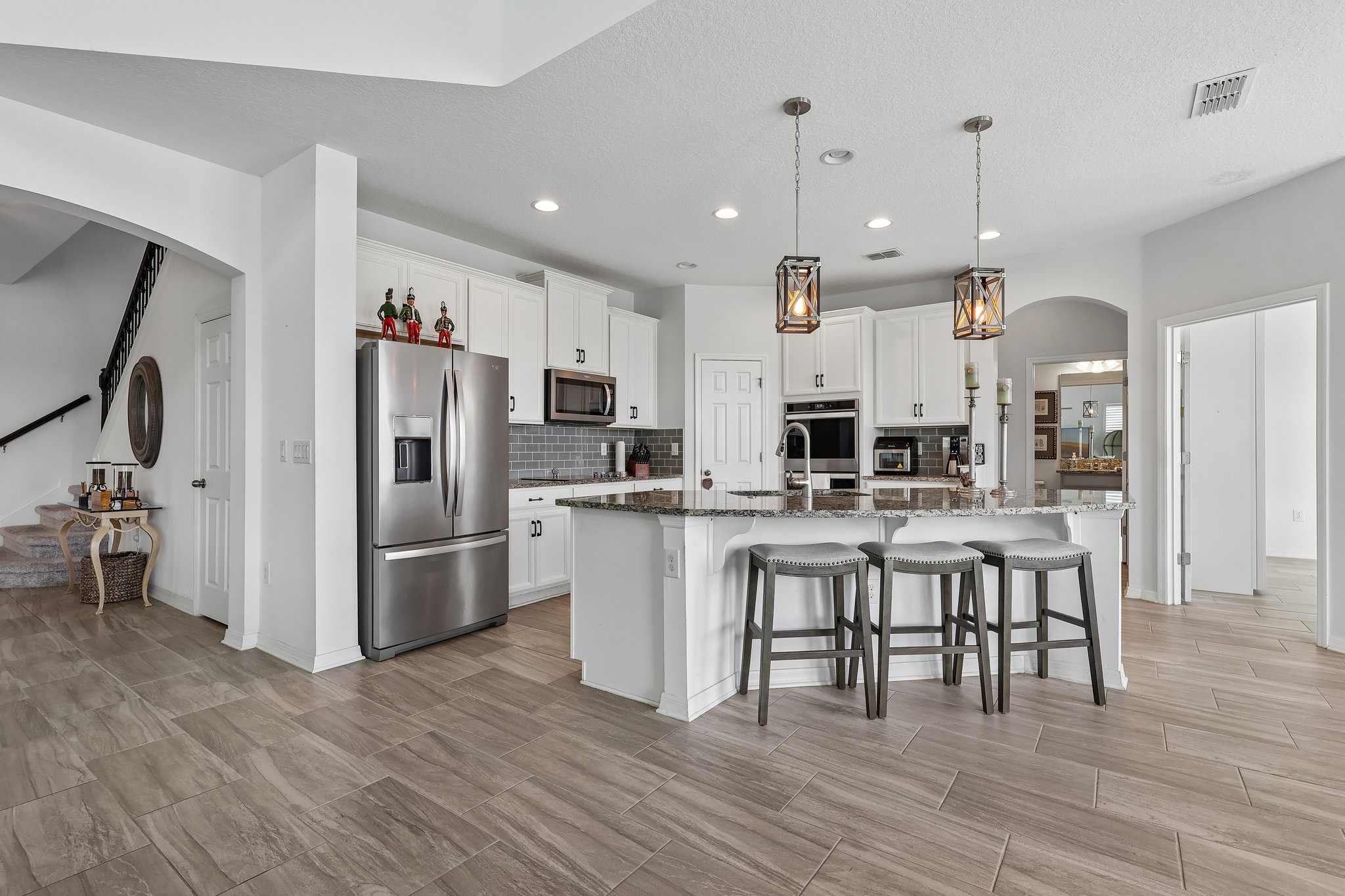 Blue Cypress Dr-S0206-012.jpg