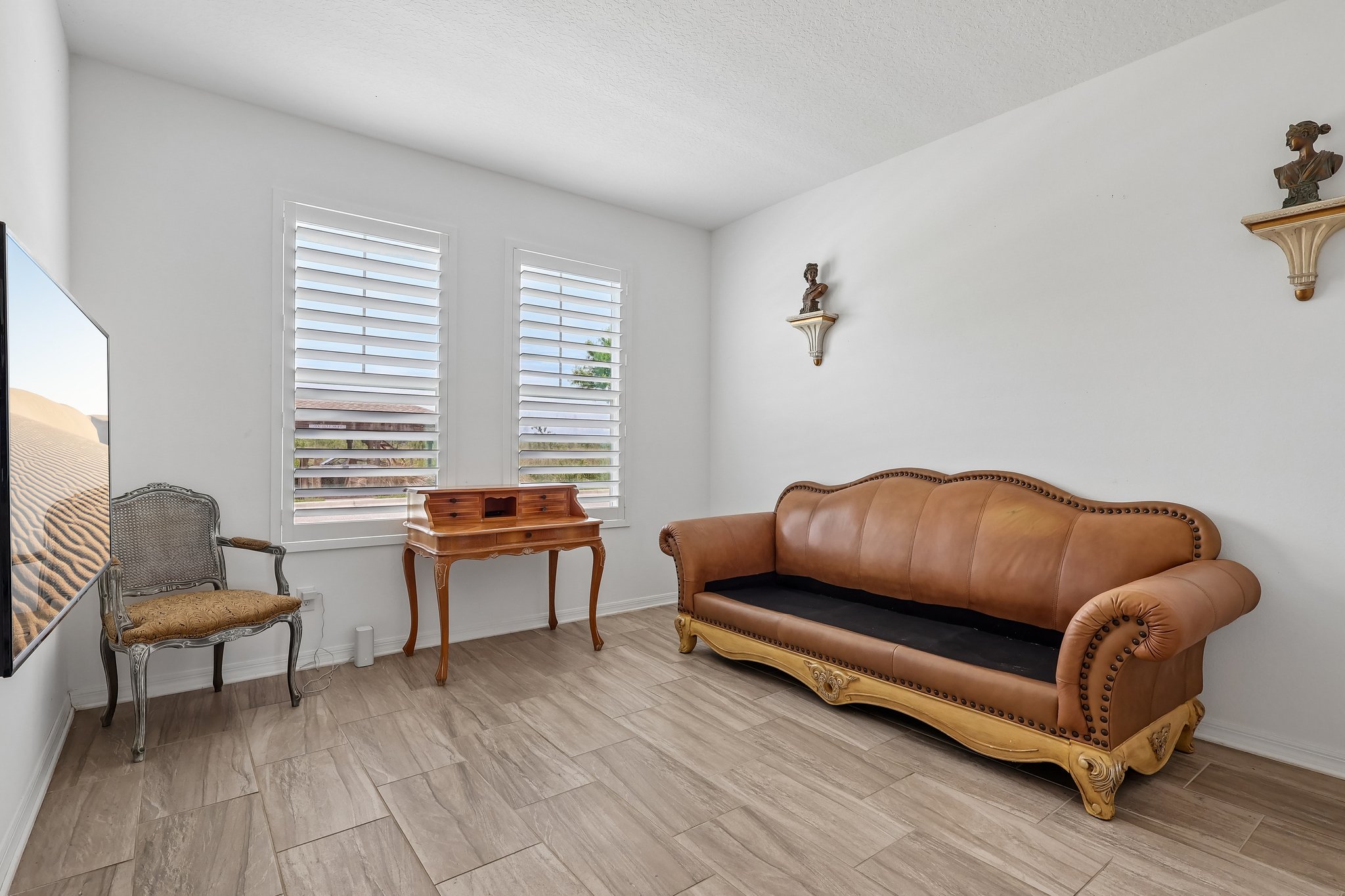 Blue Cypress Dr-S0206-019.jpg