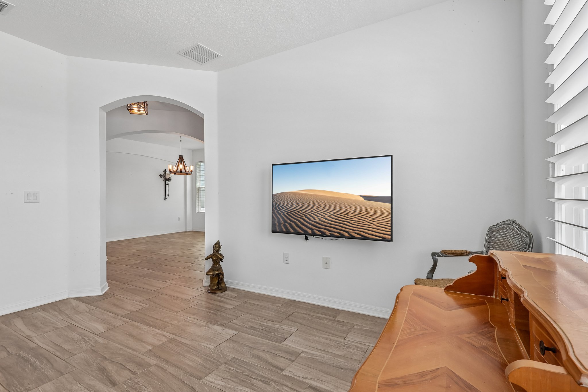Blue Cypress Dr-S0206-020.jpg