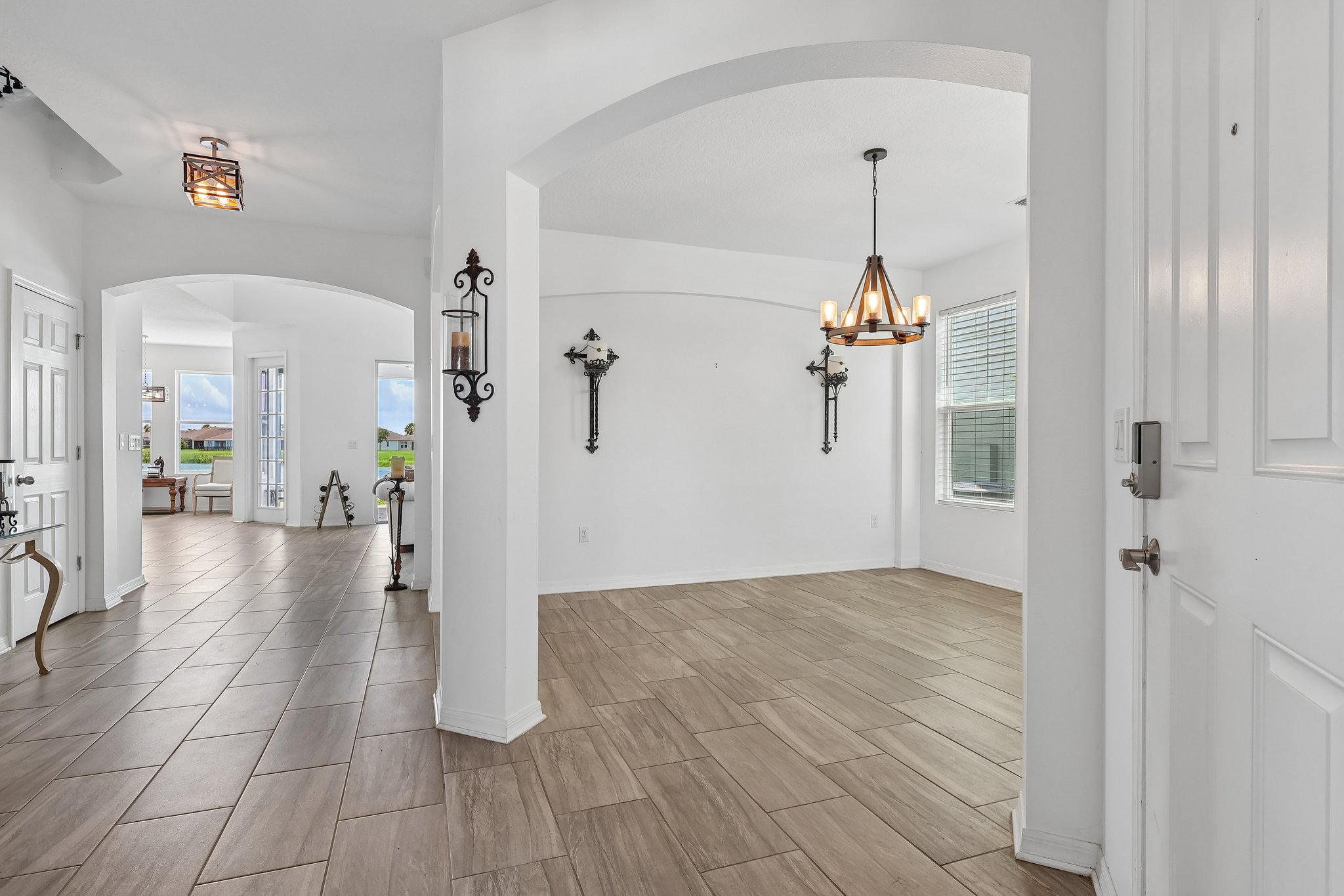 Blue Cypress Dr-S0206-021.jpg