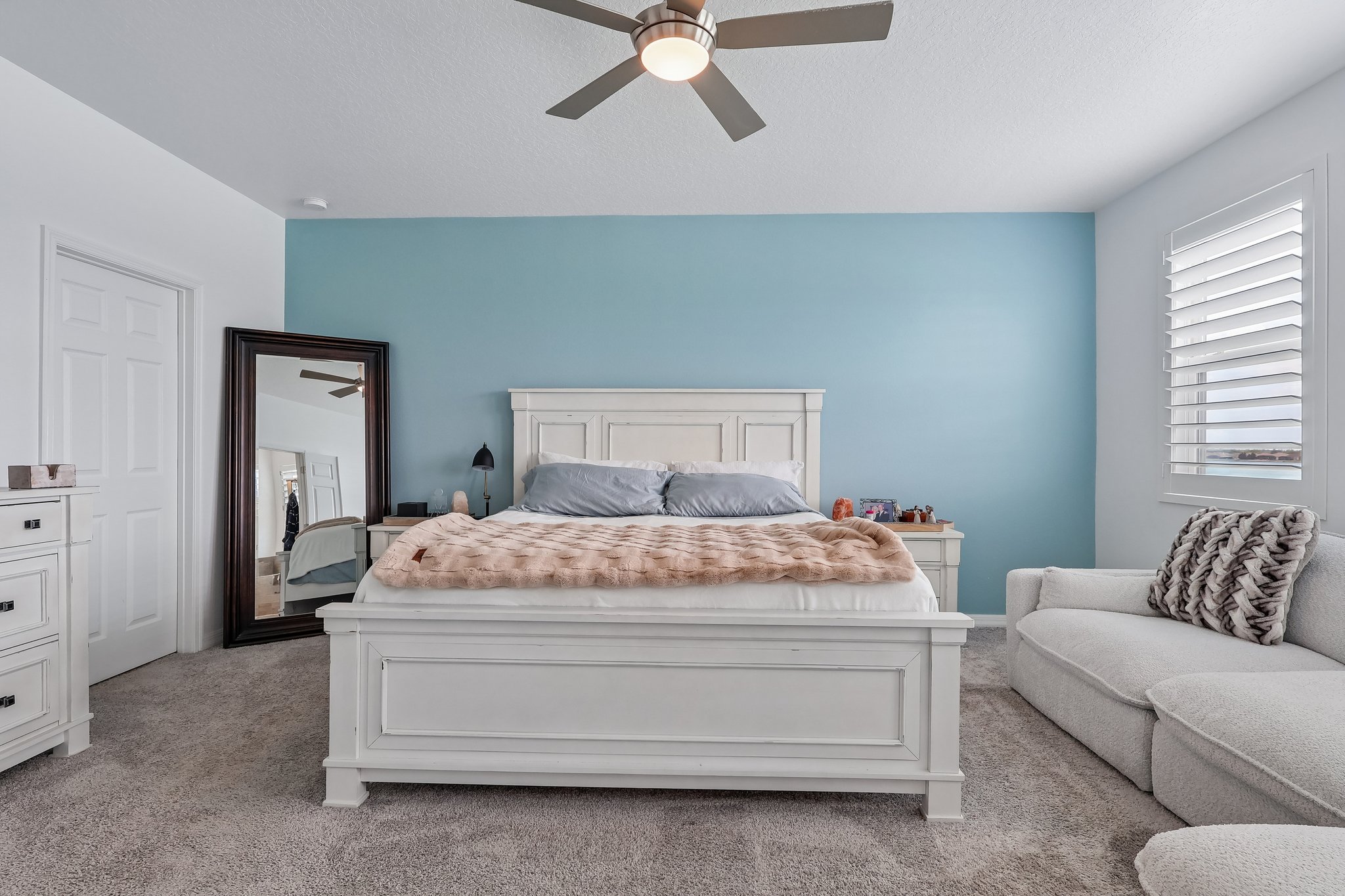 Blue Cypress Dr-S0206-044.jpg