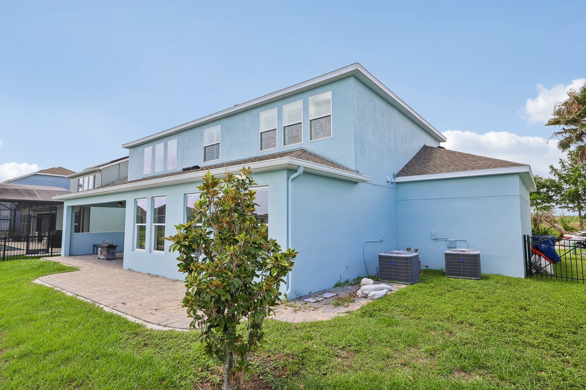Blue Cypress Dr-S0206-058.jpg
