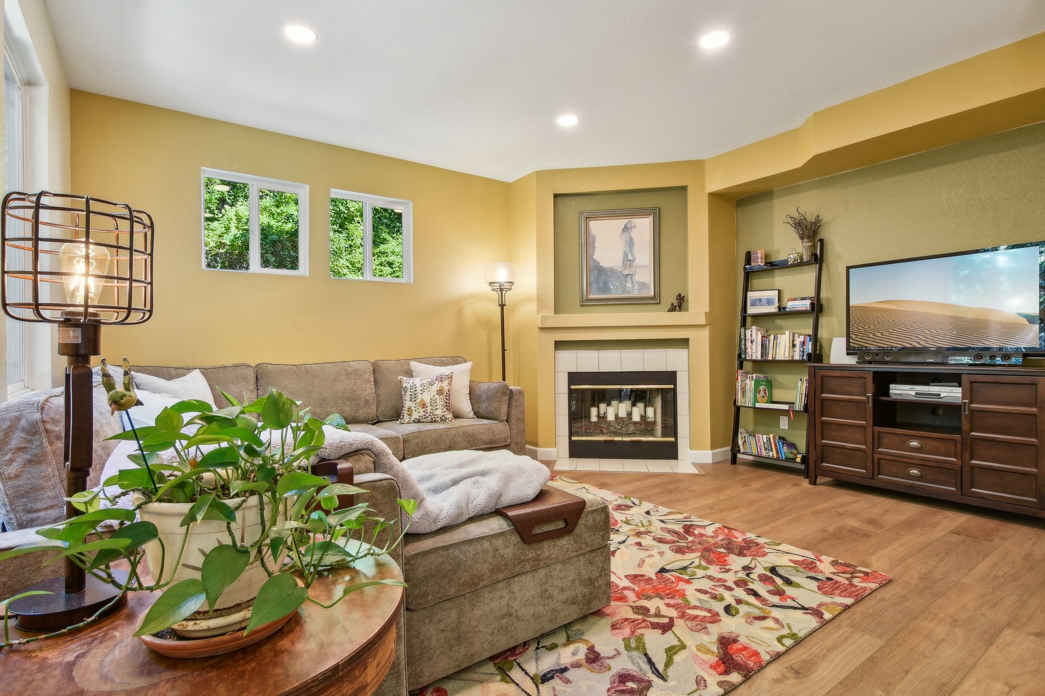 Coventry Cir-004.jpg