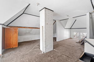  Photo 37