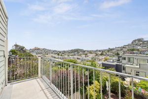 Valley St-1206-050
