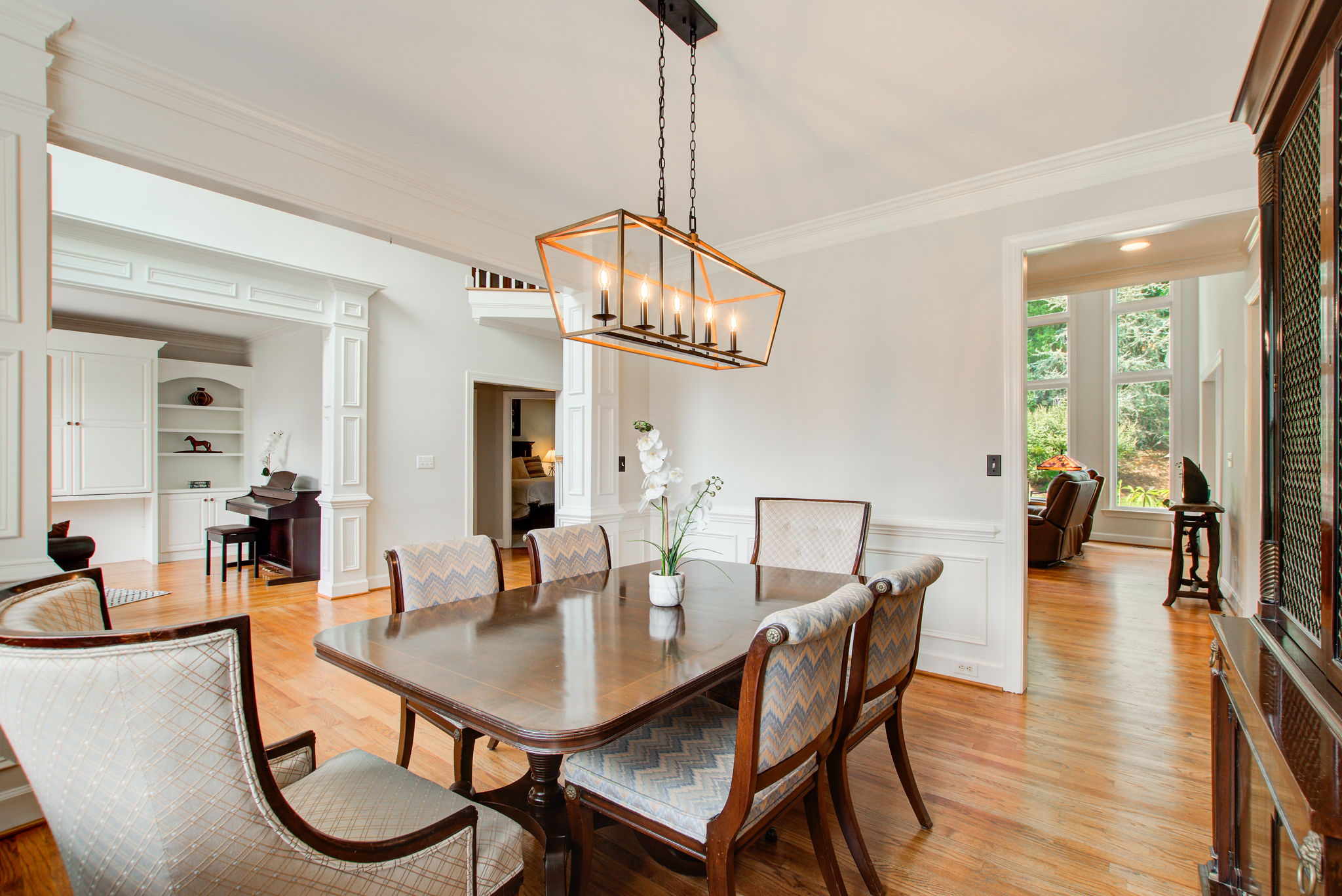 7 Dining B w Foyer + Living Views