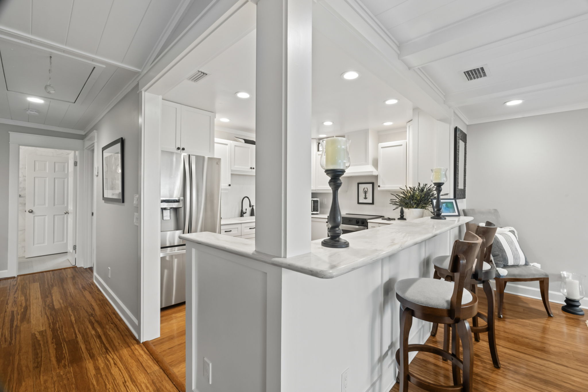 Bar stools and kitchen