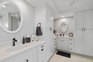 Luxury ensuite bath in primary bedroom