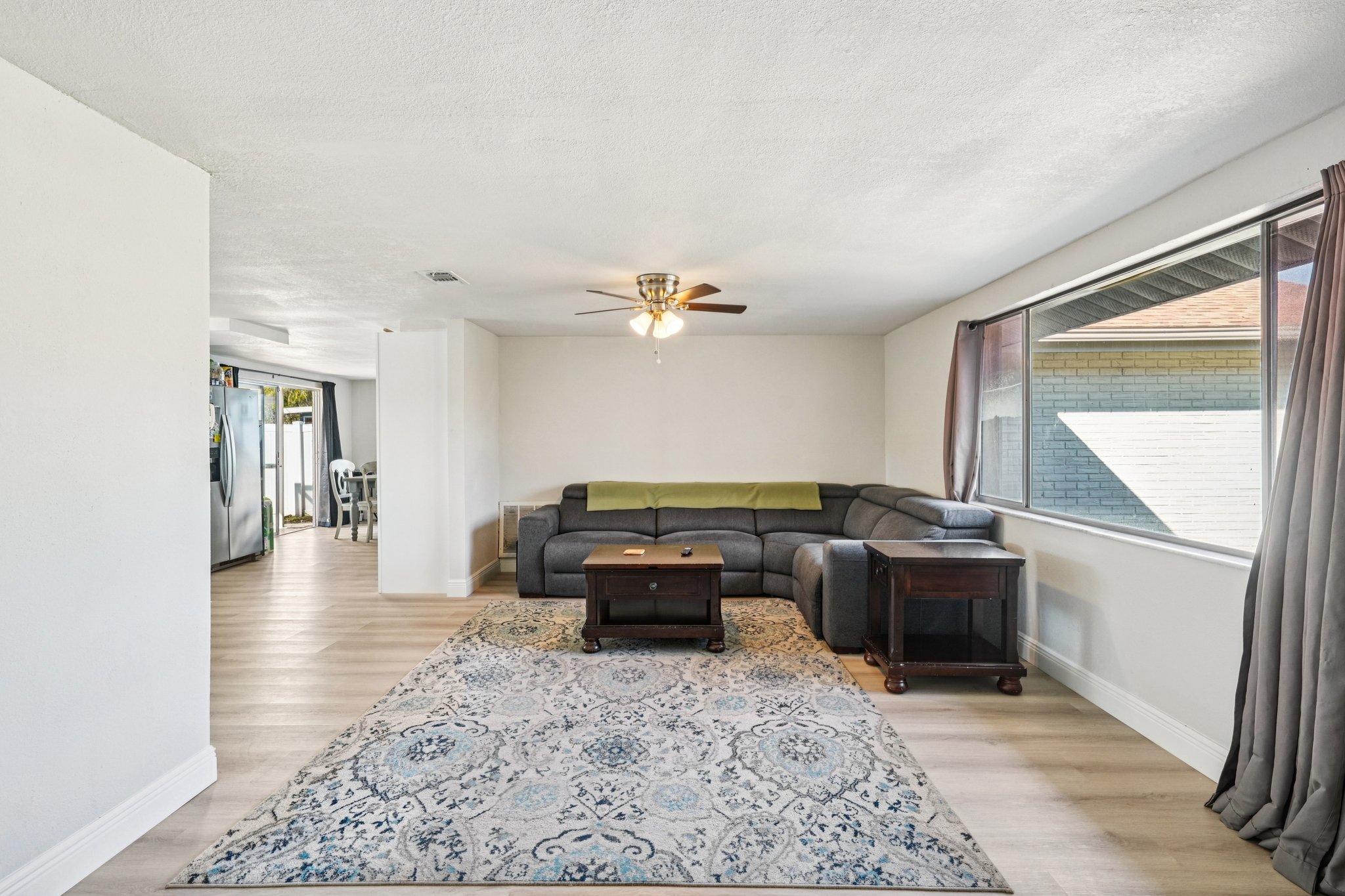 Springfield Dr-S3001-013.jpg