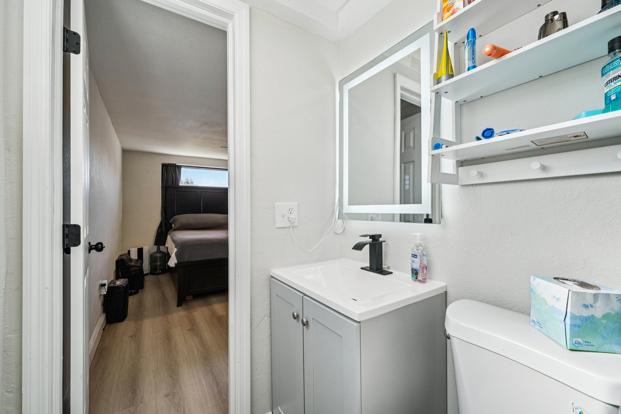 Springfield Dr-S3001-037.jpg