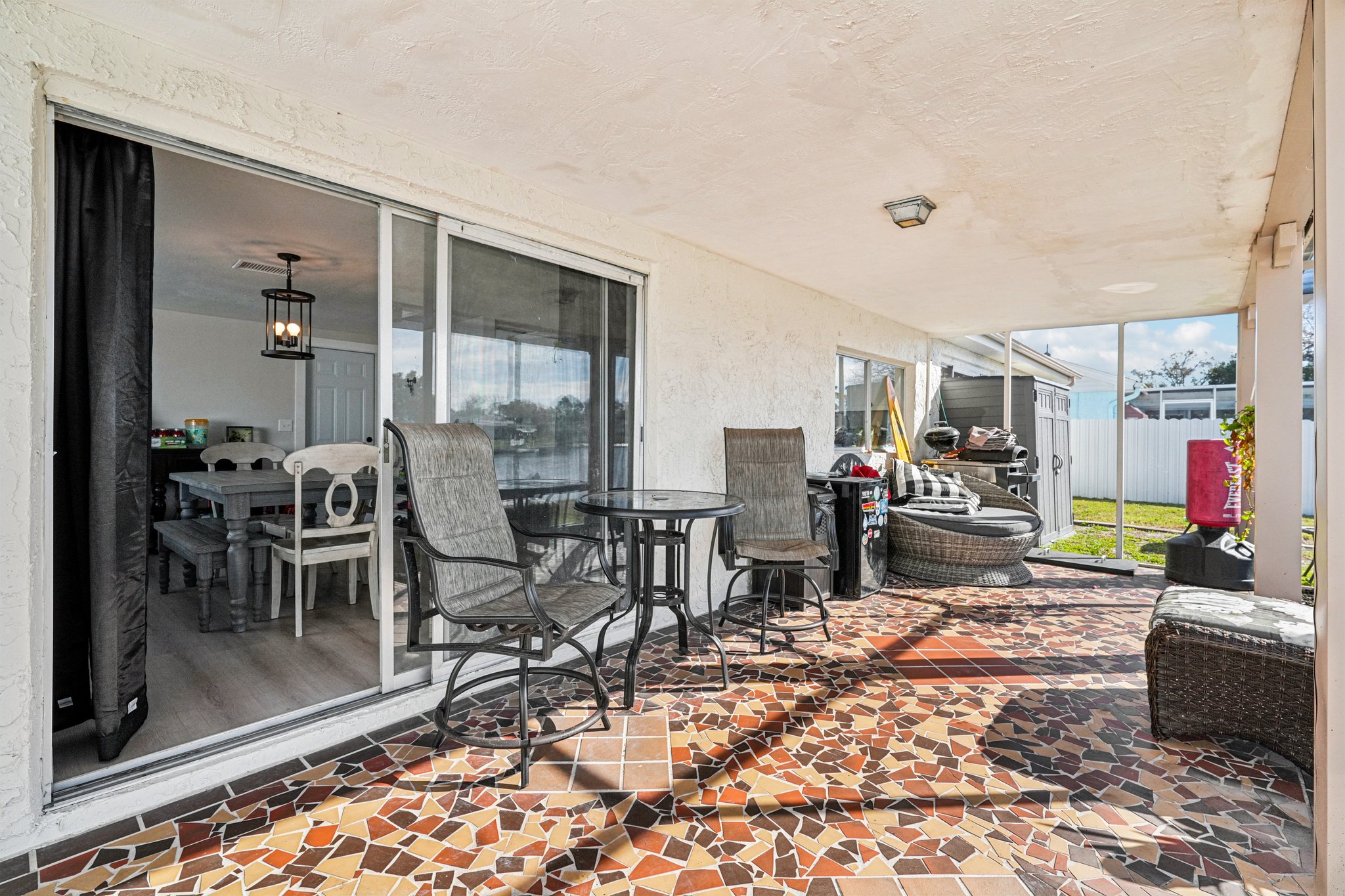 Springfield Dr-S3001-045.jpg