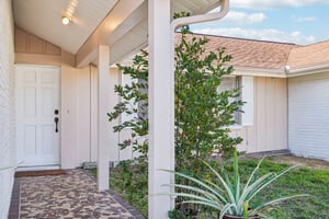 Springfield Dr-S3001-006.jpg