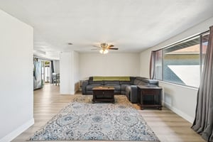 Springfield Dr-S3001-013.jpg