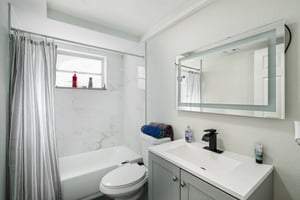 Springfield Dr-S3001-027.jpg