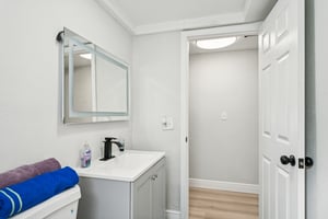 Springfield Dr-S3001-030.jpg