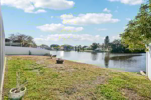 Springfield Dr-S3001-049.jpg