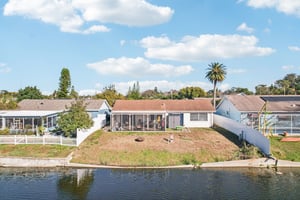 Springfield Dr-S3001-055.jpg