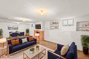 _DSC3041 virtually staged.jpeg