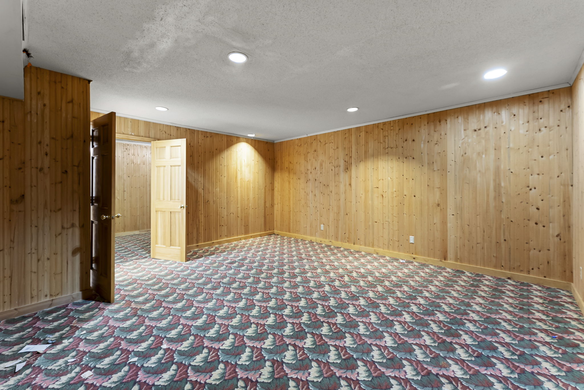  Photo 40