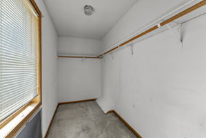  Photo 35