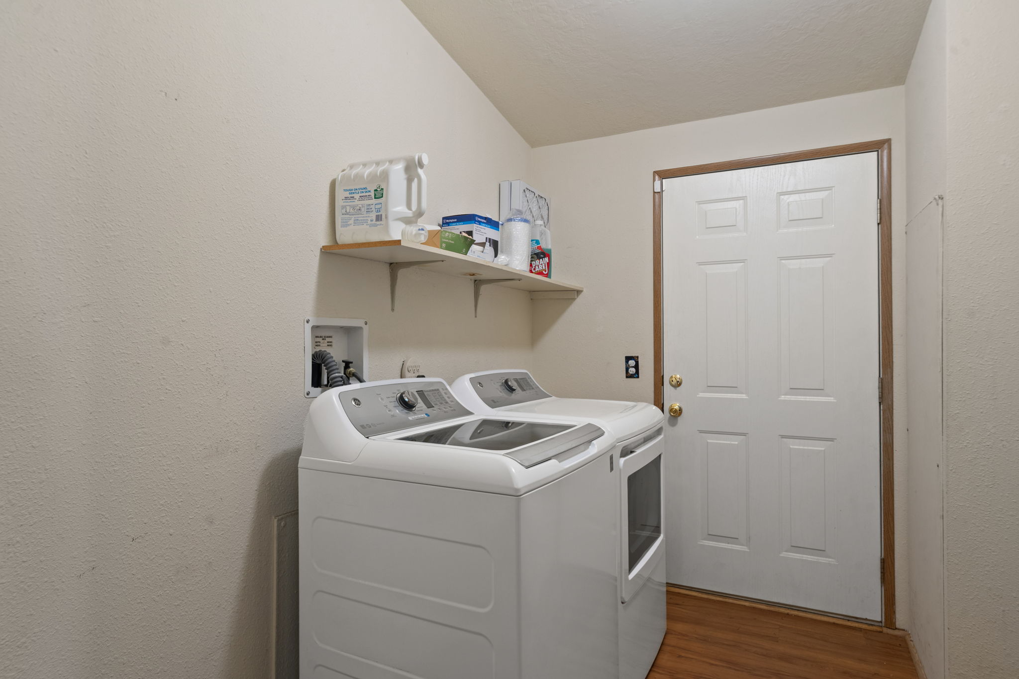  Photo 41
