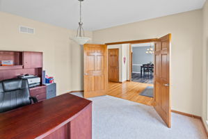  Photo 12