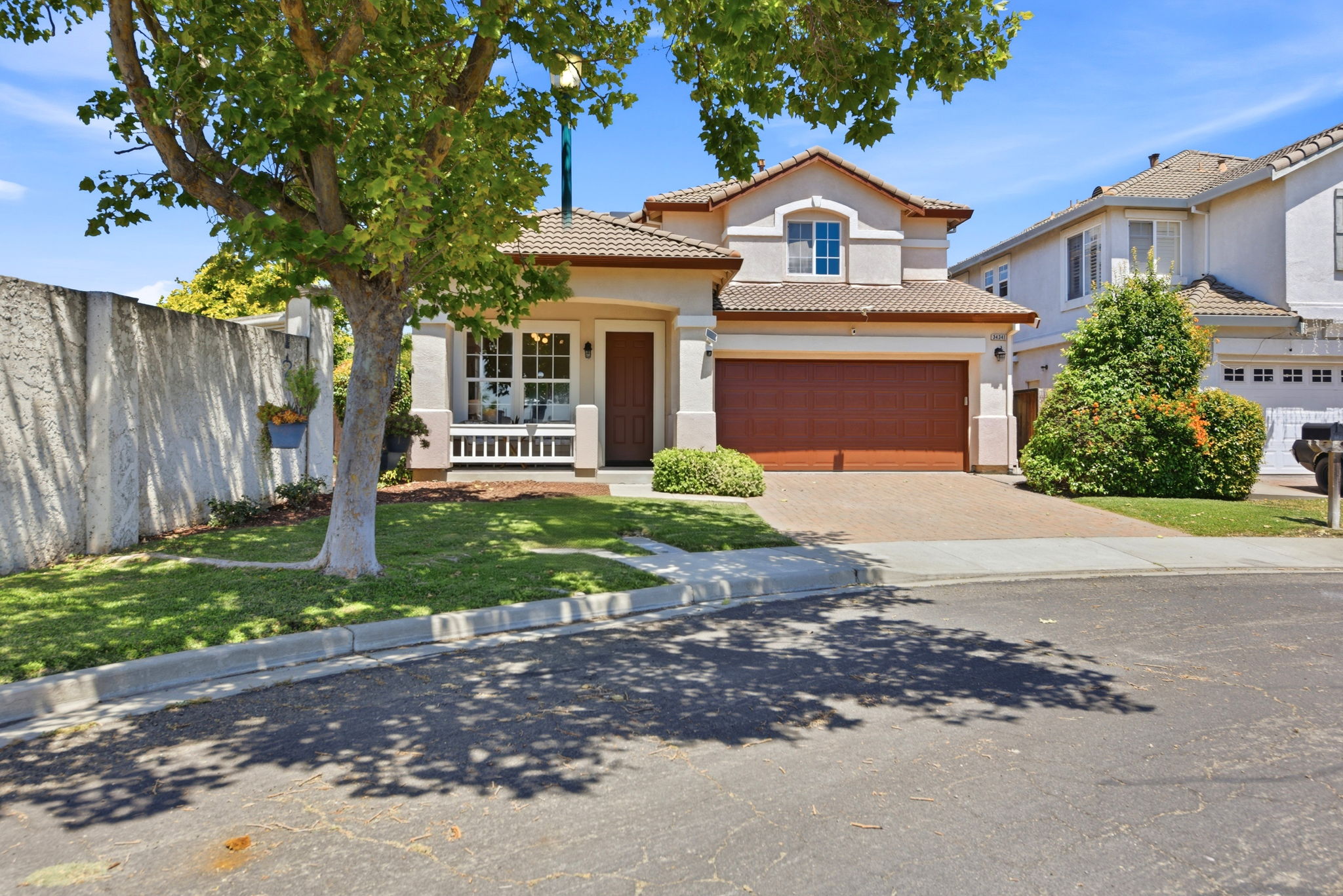 002_F8_34341 Sandburg Dr