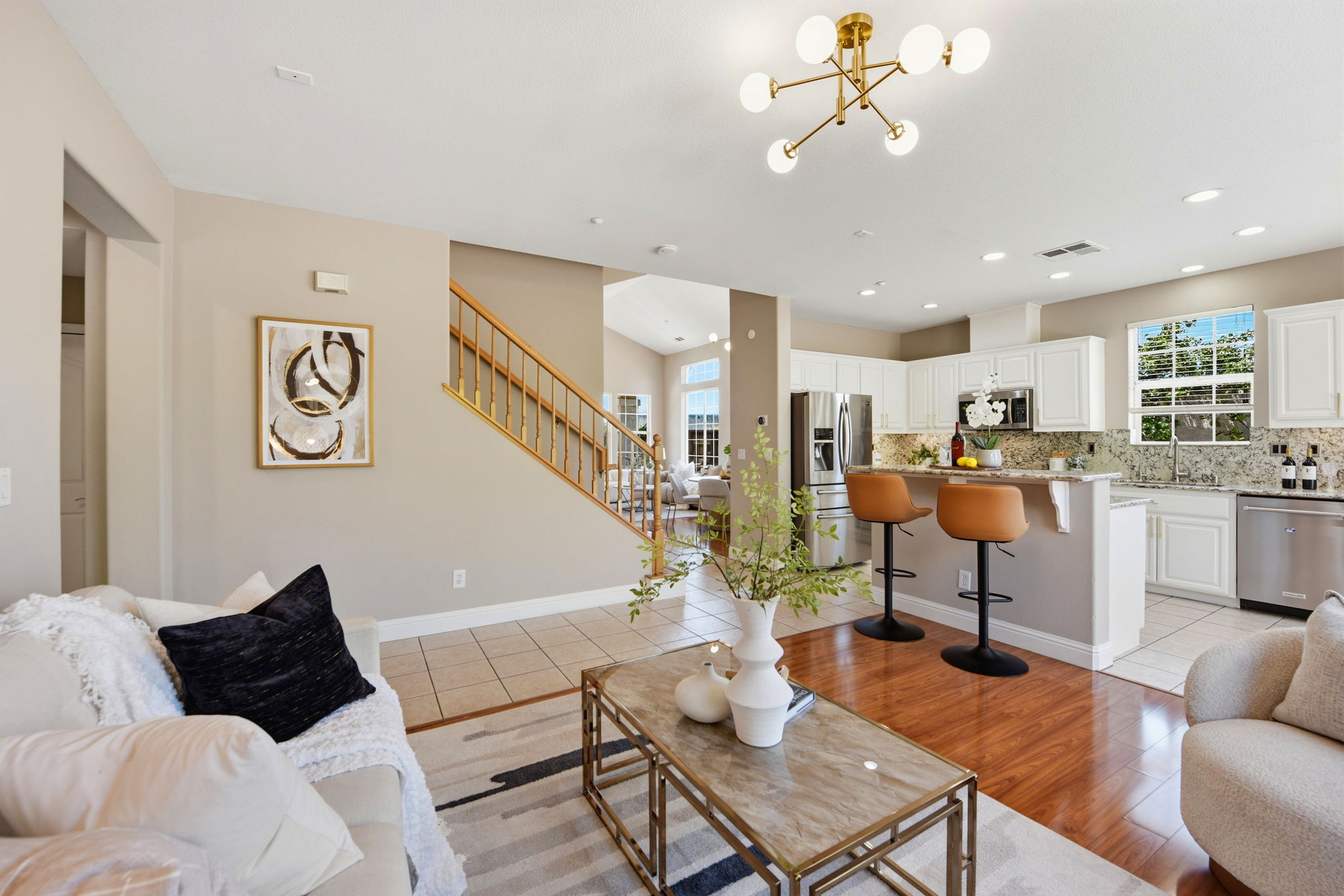 012_F8_34341 Sandburg Dr