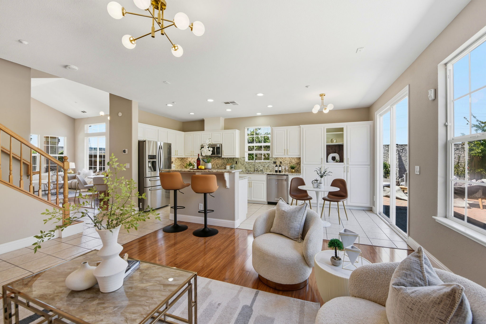 013_F8_34341 Sandburg Dr