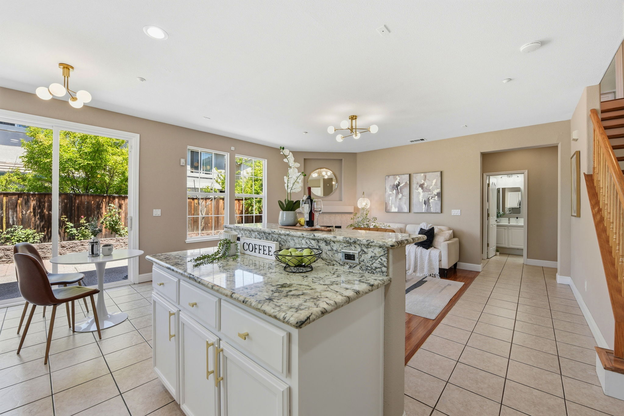 016_F8_34341 Sandburg Dr