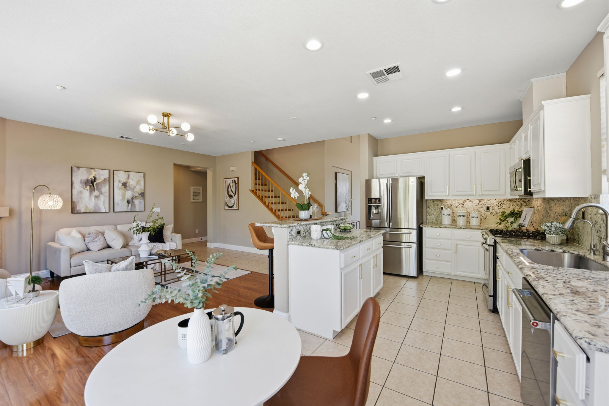 017_F8_34341 Sandburg Dr