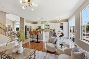 013_F8_34341 Sandburg Dr