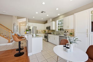 018_F8_34341 Sandburg Dr