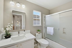 042_F8_34341 Sandburg Dr