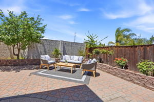 047_F8_34341 Sandburg Dr