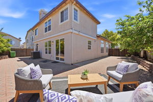 048_F8_34341 Sandburg Dr