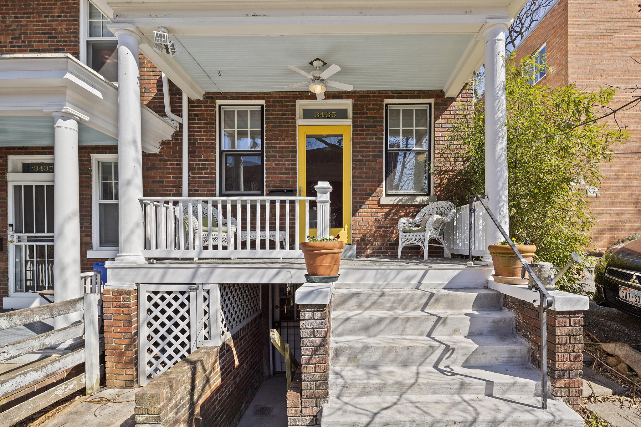 3435 Mt Pleasant St NW, Washington, DC 20010, USA Photo 5