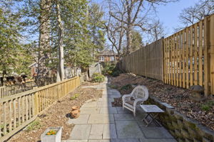 3435 Mt Pleasant St NW, Washington, DC 20010, USA Photo 51
