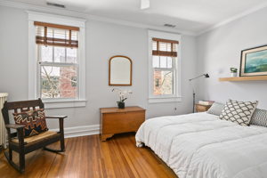 3435 Mt Pleasant St NW, Washington, DC 20010, USA Photo 25