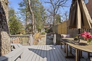 3435 Mt Pleasant St NW, Washington, DC 20010, USA Photo 48