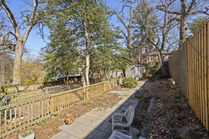 3435 Mt Pleasant St NW, Washington, DC 20010, USA Photo 52