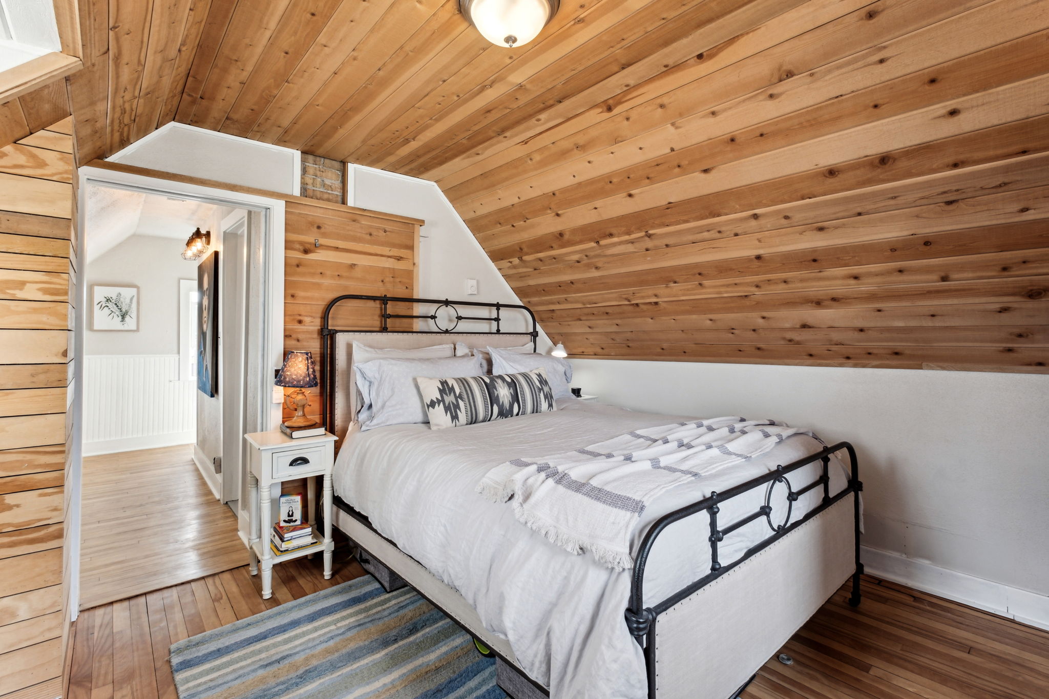 25_Interior