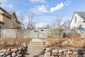 02_Exterior